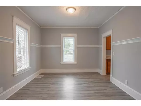 Saint Paul, MN 55106,1317 Reaney Avenue