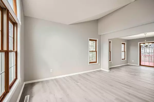 Savage, MN 55378,5298 S Park DR