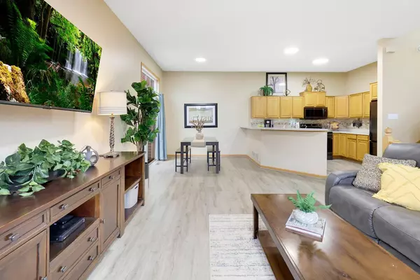 20034 Holt AVE W, Lakeville, MN 55044