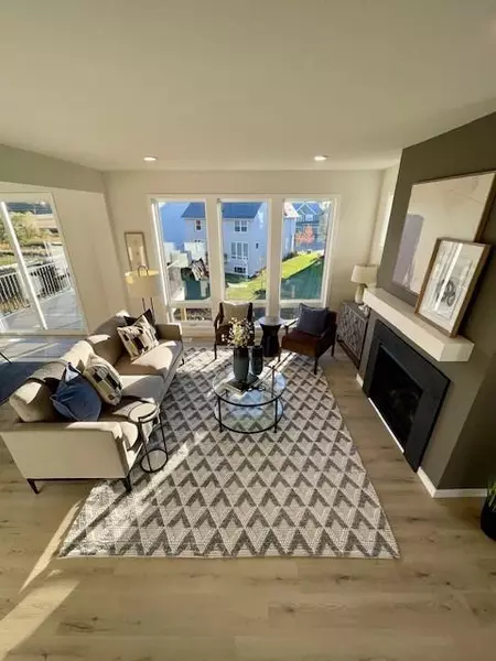 10030 Corral Way, Victoria, MN 55386