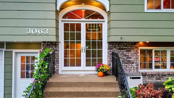 3063 Evelyn ST, Roseville, MN 55113