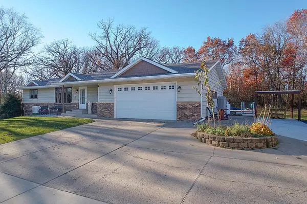 Saint Cloud, MN 56301,11486 Hazel RD