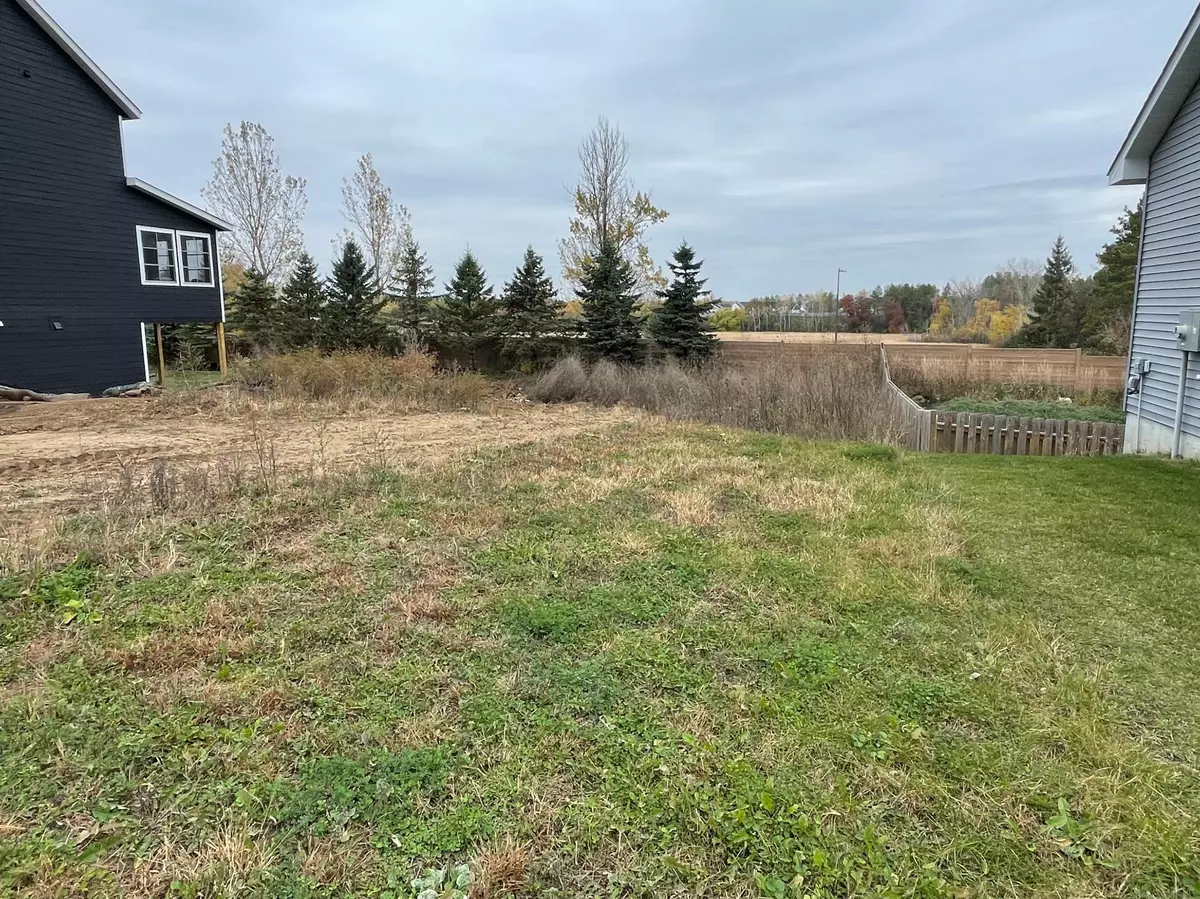 Eagan, MN 55123,637 Remington CT