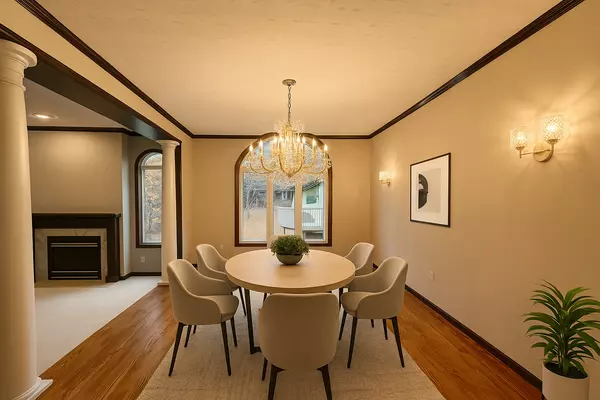 Apple Valley, MN 55124,13306 Huntington CIR