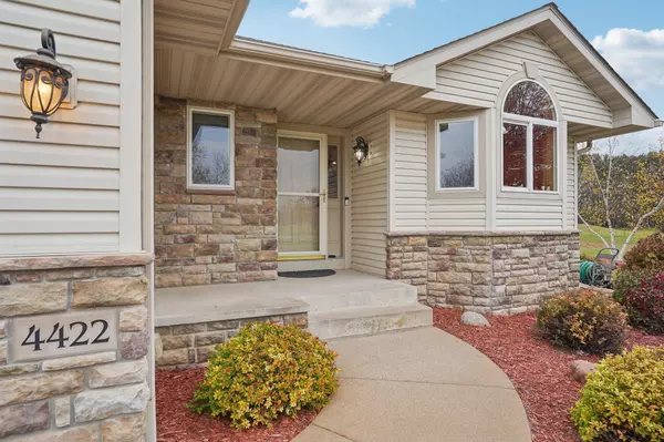 North Branch, MN 55056,4422 399th ST