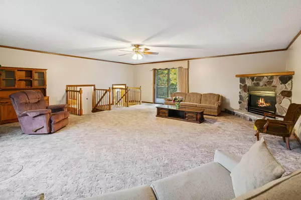 Blaine, MN 55434,11300 Terrace RD NE