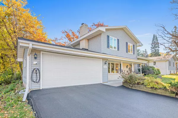 Roseville, MN 55113,2580 Western AVE N