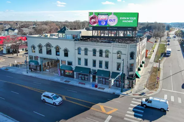 201 E Lake ST, Minneapolis, MN 55408