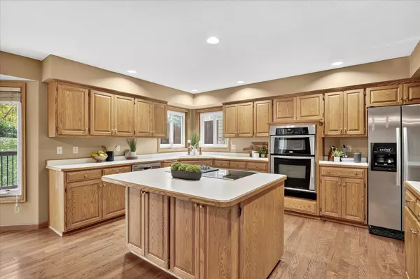 Maple Grove, MN 55311,6258 Fernbrook LN N