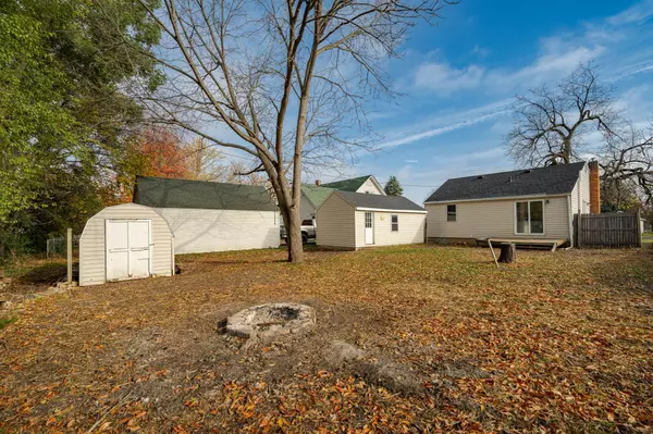 Pine Island, MN 55963,612 2nd AVE SE