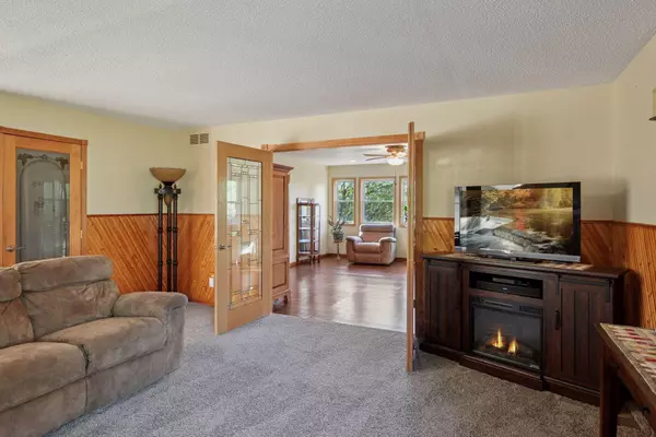 Buffalo, MN 55313,2724 Highway 25 SE