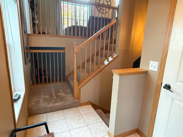 Prior Lake, MN 55372,4943 Bluff Heights TRL SE