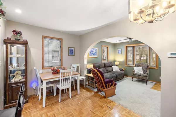 Austin, MN 55912,402 11th AVE SW