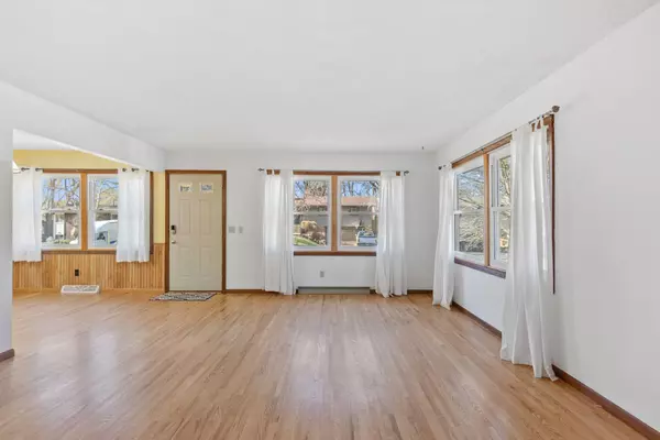 Stillwater, MN 55082,231 Birchwood DR N