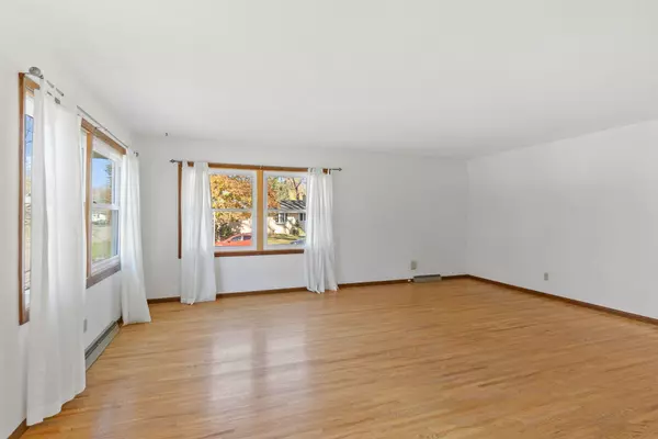 Stillwater, MN 55082,231 Birchwood DR N