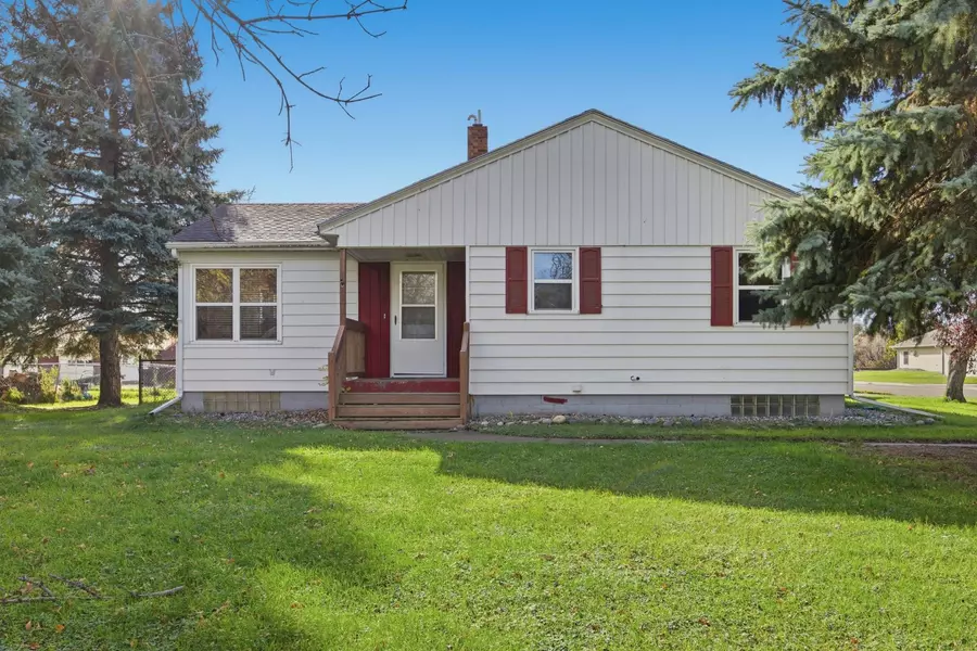 1002 1st ST N, Casselton, ND 58012