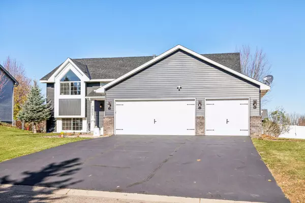 Lakeville, MN 55044,7605 173rd ST W