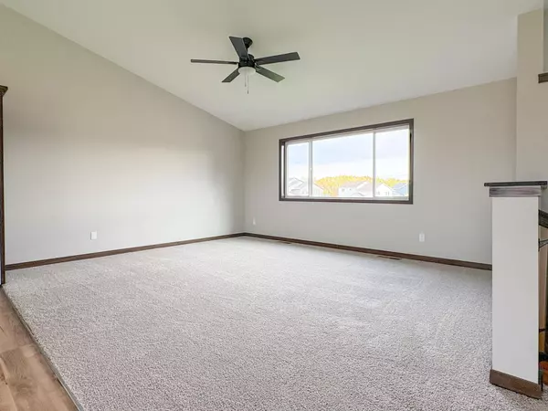 Saint Cloud, MN 56304,4629 8th ST NE