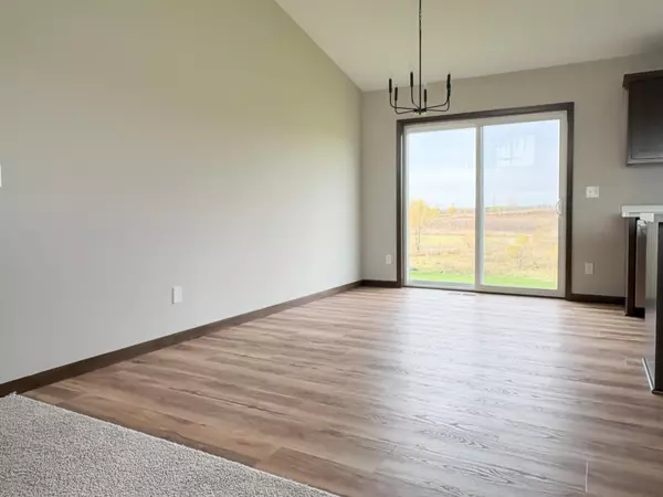 Saint Cloud, MN 56304,4629 8th ST NE