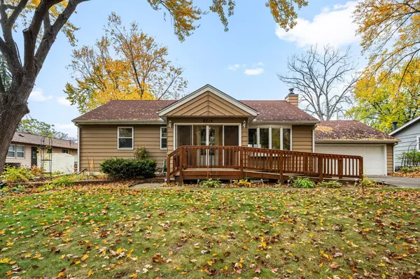 8214 32nd PL N, Crystal, MN 55427