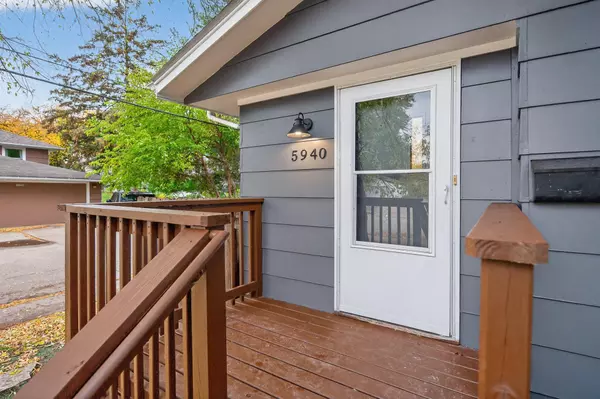 Minneapolis, MN 55410,5940 Washburn AVE S