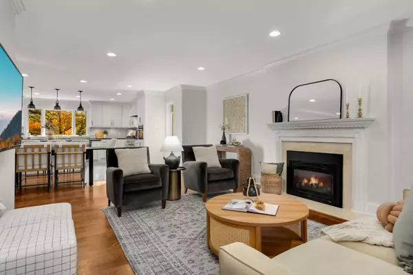 Edina, MN 55439,6809 Hillside LN