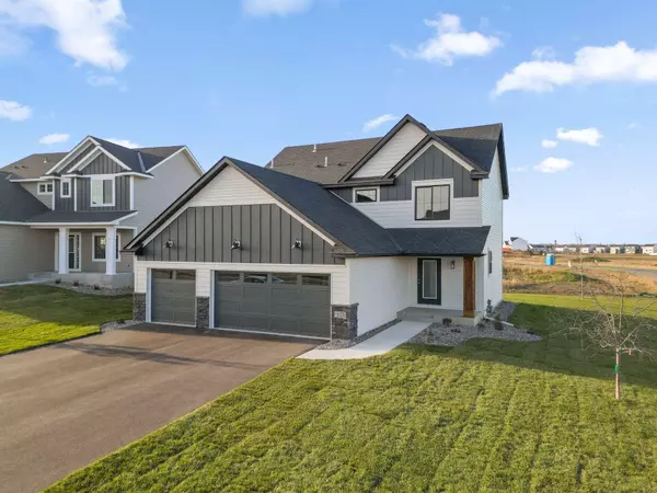 15029 Ardmullivan LN, Rosemount, MN 55068