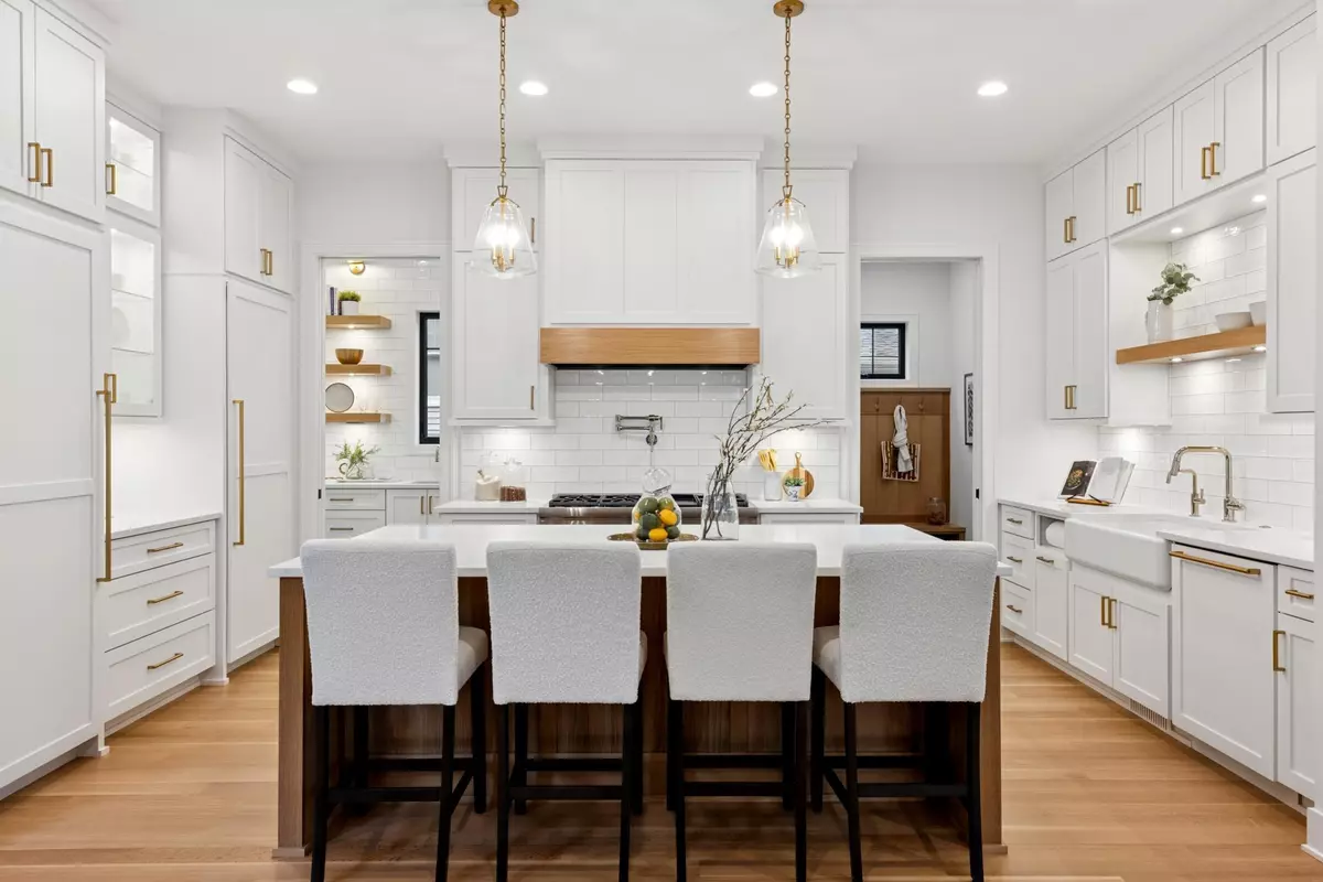 Minneapolis, MN 55405,1967 Sheridan AVE S