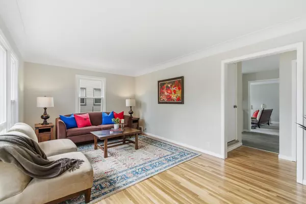 Robbinsdale, MN 55422,4213 Islemount PL