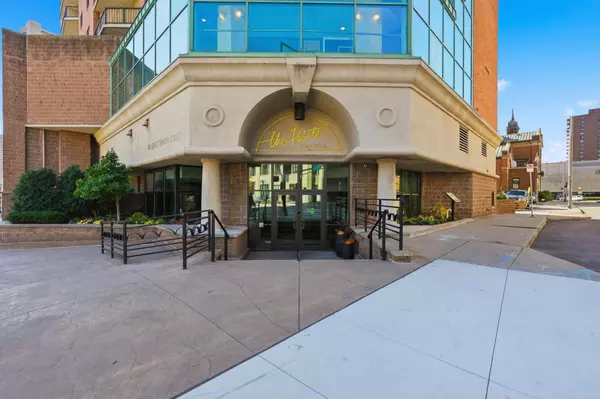 Saint Paul, MN 55101,78 10th ST E #2807