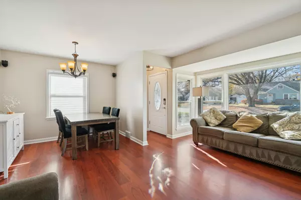 Richfield, MN 55423,6917 Knox AVE S