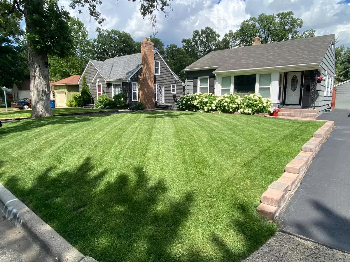 Richfield, MN 55423,6917 Knox AVE S