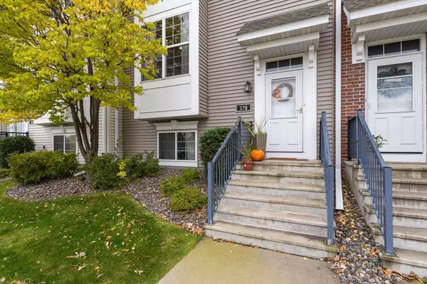 Columbia Heights, MN 55421,578 Huset Pkwy NE