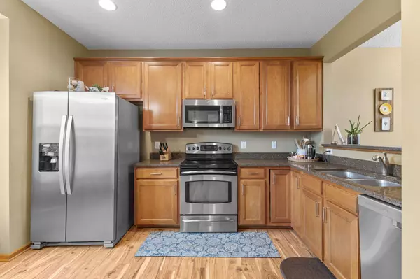 Columbia Heights, MN 55421,578 Huset Pkwy NE