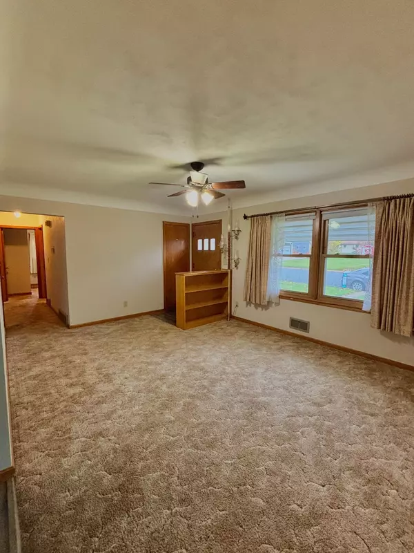 Gaylord, MN 55334,313 9th ST