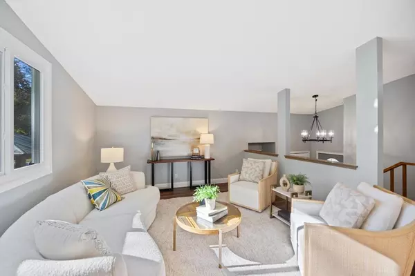 Eden Prairie, MN 55344,8621 Darnel RD