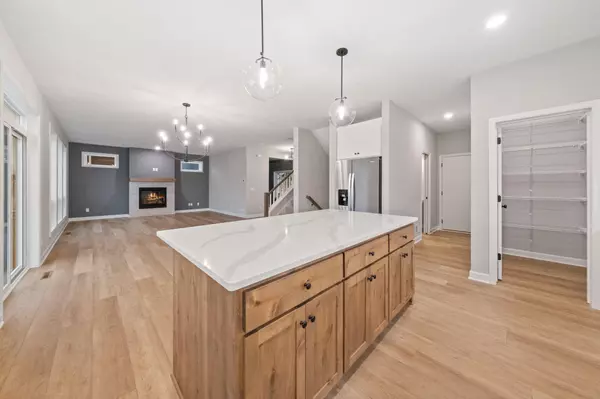 Lakeville, MN 55044,7080 183rd ST W