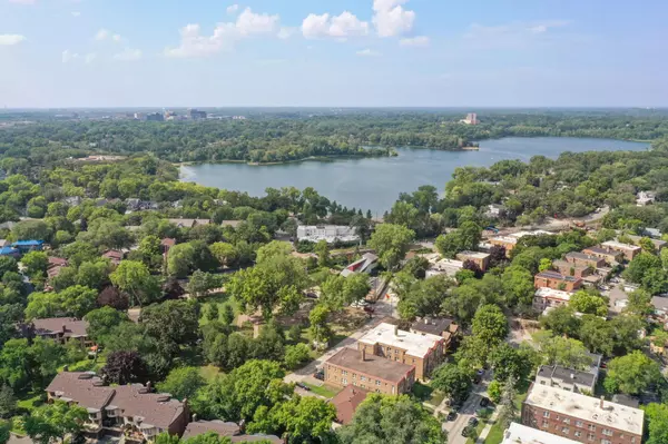 2950 Dean Pkwy #1705, Minneapolis, MN 55416