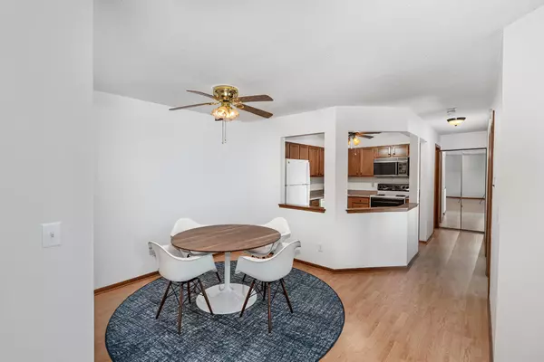 Columbia Heights, MN 55421,999 41st AVE NE #311