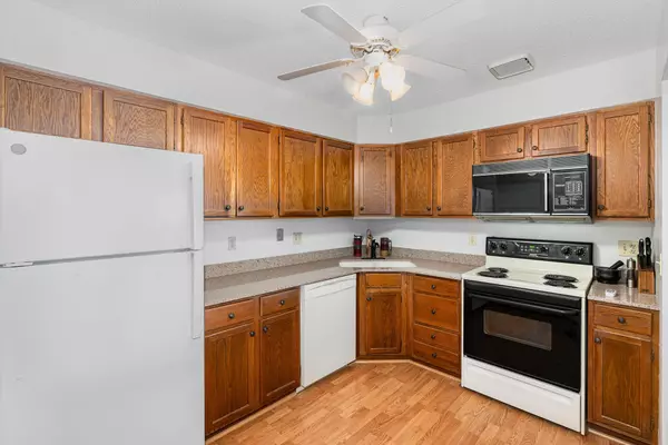 Columbia Heights, MN 55421,999 41st AVE NE #311