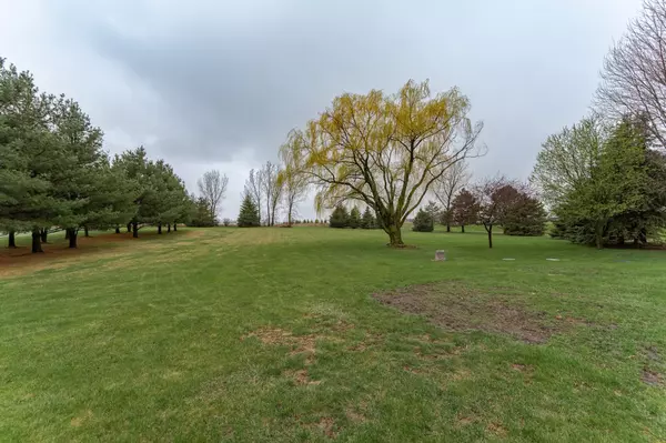 Rochester, MN 55902,2736 Headland CT SW