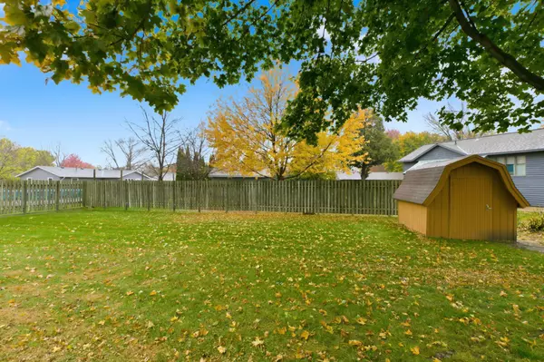 Willmar, MN 56201,2712 12th AVE NW