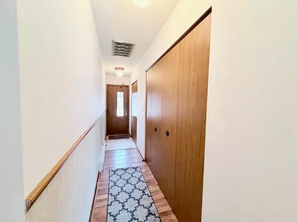 Winona, MN 55987,1370 C Mcnally DR