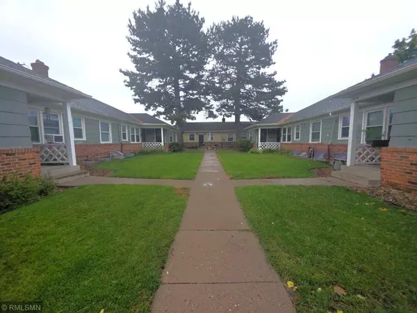 Saint Paul, MN 55116,2056 Bayard AVE