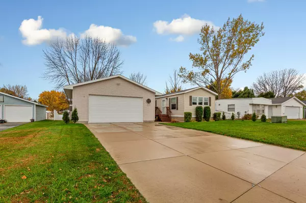 Faribault, MN 55021,505 30th ST NW