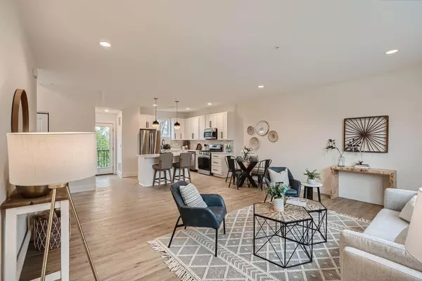 Maplewood, MN 55119,1995 11th AVE E #Unit 1