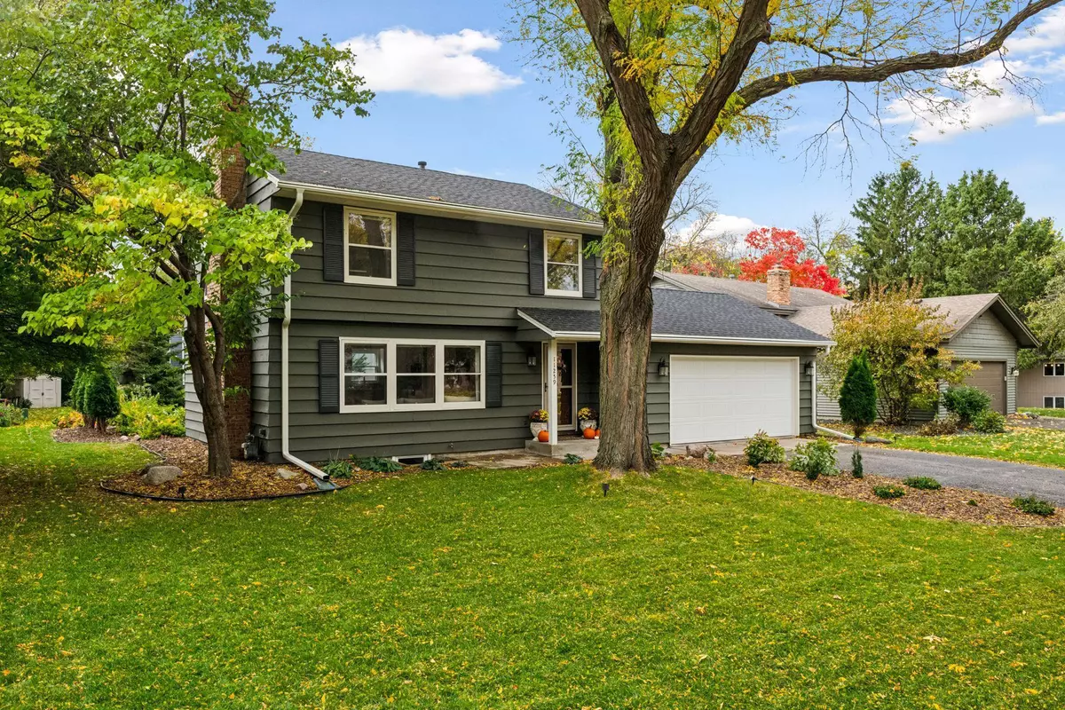 Eden Prairie, MN 55344,11259 Windrow DR