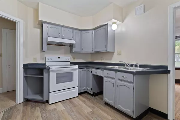 Minneapolis, MN 55411,2954 Russell AVE N