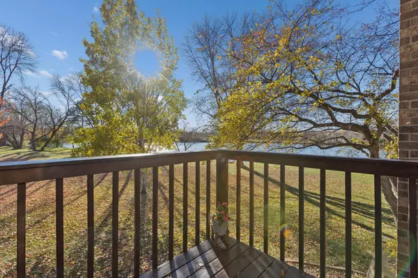 Maple Grove, MN 55369,9987 106th PL N