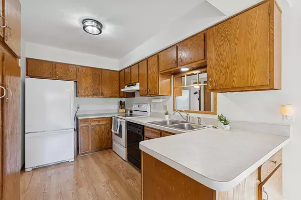 Maple Grove, MN 55369,9987 106th PL N